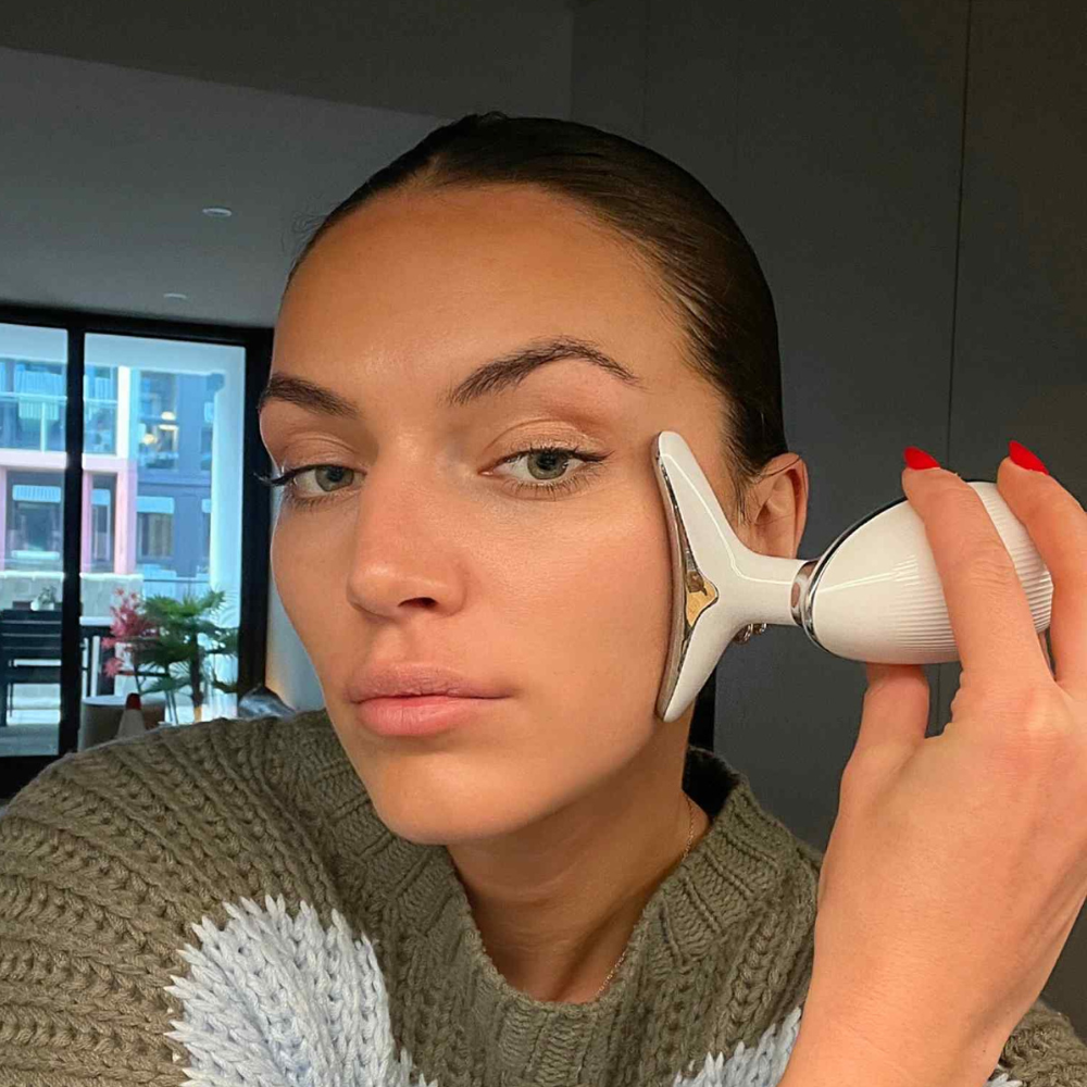 GlowLift Facial Sculptor